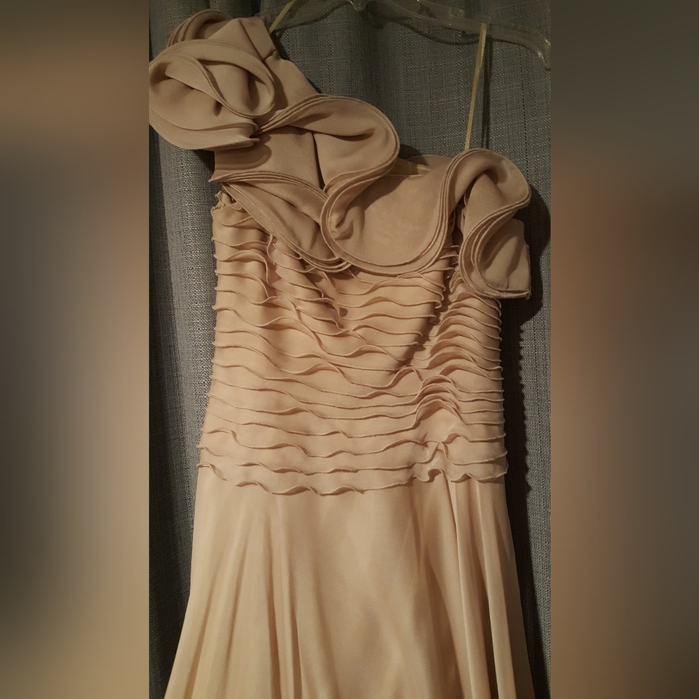 JS Collection dress - Picture 3 of 4